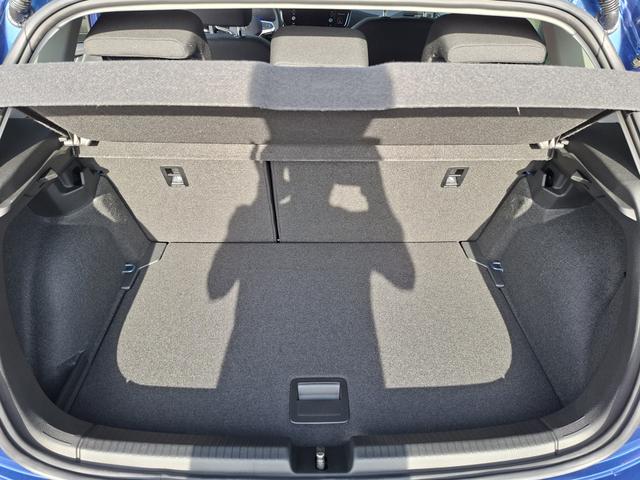 Volkswagen Polo Special 1.0 TSI 95PS, 4 Jahre VW-Garantie, ANH&Auml;NGERKUPPLUNG, 15" ALU, SITZHEIZUNG, Parksensoren VORNE & hinten, R&uuml;ckfahrkamera, M-Lederlenkrad, READY2DISCOVER, APP-CONNECT, Armlehne vorne, Induktionsladen Smartphone, Abgedunkelte Scheiben, RESERVERAD, NSW 