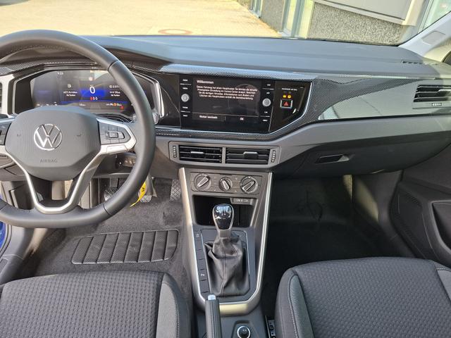 Volkswagen Polo Special 1.0 TSI 95PS, 4 Jahre VW-Garantie, ANH&Auml;NGERKUPPLUNG, 15" ALU, SITZHEIZUNG, Parksensoren VORNE & hinten, R&uuml;ckfahrkamera, M-Lederlenkrad, READY2DISCOVER, APP-CONNECT, Armlehne vorne, Induktionsladen Smartphone, Abgedunkelte Scheiben, RESERVERAD, NSW 