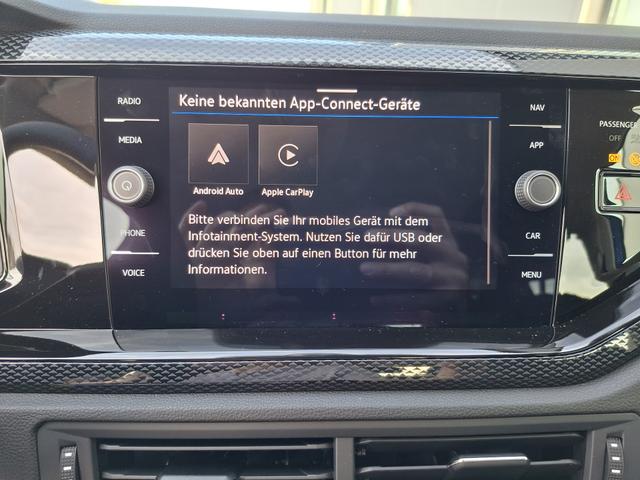 Volkswagen Polo Special 1.0 TSI 95PS, 4 Jahre VW-Garantie, ANH&Auml;NGERKUPPLUNG, 15" ALU, SITZHEIZUNG, Parksensoren VORNE & hinten, R&uuml;ckfahrkamera, M-Lederlenkrad, READY2DISCOVER, APP-CONNECT, Armlehne vorne, Induktionsladen Smartphone, Abgedunkelte Scheiben, RESERVERAD, NSW 