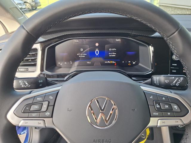 Volkswagen Polo Special 1.0 TSI 95PS, 4 Jahre VW-Garantie, ANH&Auml;NGERKUPPLUNG, 15" ALU, SITZHEIZUNG, Parksensoren VORNE & hinten, R&uuml;ckfahrkamera, M-Lederlenkrad, READY2DISCOVER, APP-CONNECT, Armlehne vorne, Induktionsladen Smartphone, Abgedunkelte Scheiben, RESERVERAD, NSW 