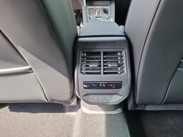 Cupra Leon Sportstourer Basis 1.5 eTSI 150PS DSG (AUTOMATIK), SCHWARZ, ANH&Auml;NGERKUPPLUNG, ELEKTR. HECKKLAPPE, KESSY, ALARM, R&Uuml;CKFAHRKAMERA, 18" Alu, Sitzheizung, M-Lederlenkrad beheizt, Parksensoren vorne und hinten, Adaptiver Tempomat, 3-Zonen-Climatronic, Radio 12,9" + Full Link 