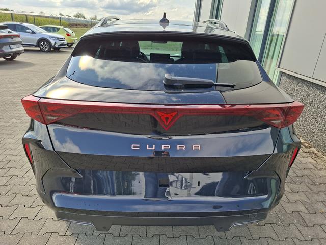 Cupra Formentor Basis 1.5 eTSI 150PS DSG (AUTOMATIK), ANH&Auml;NGERKUPPLUNG, KESSY, ALARM, R&Uuml;CKFAHRKAMERA, ELEKTR. HECKKLAPPE, 18" Alu, Sitzheizung, M-Lederlenkrad beheizt, 3-Zonen-Climatronic, Parksensoren vorne/hinten, ACC-Tempomat, Digitales Cockpit 10", Radio 12,9"+Full-Link 