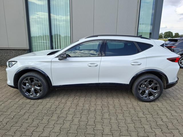 Cupra Formentor Basis 1.5 eTSI 150PS DSG (AUTOMATIK), ANH&Auml;NGERKUPPLUNG, KESSY, ALARM, R&Uuml;CKFAHRKAMERA, ELEKTR. HECKKLAPPE, 18" Alu, Sitzheizung, M-Lederlenkrad beheizt, 3-Zonen-Climatronic, Parksensoren vorne/hinten, ACC-Tempomat, Digitales Cockpit 10", Radio 12,9"+Full-Link 