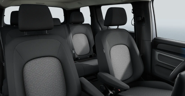 Volkswagen ID. Buzz Pure 2-Zonen-Climatronic, Infotainment 12,9" + App-Connect, ACC Tempomat, Parksensoren vorne und hinten, Schiebet&uuml;re links rechts, LED-Scheinwerfer 