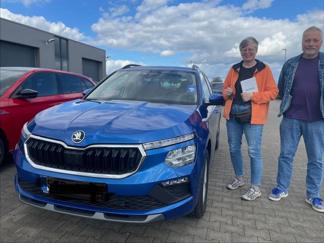 Fahrzeugübergabe eines Skoda Kamiq 