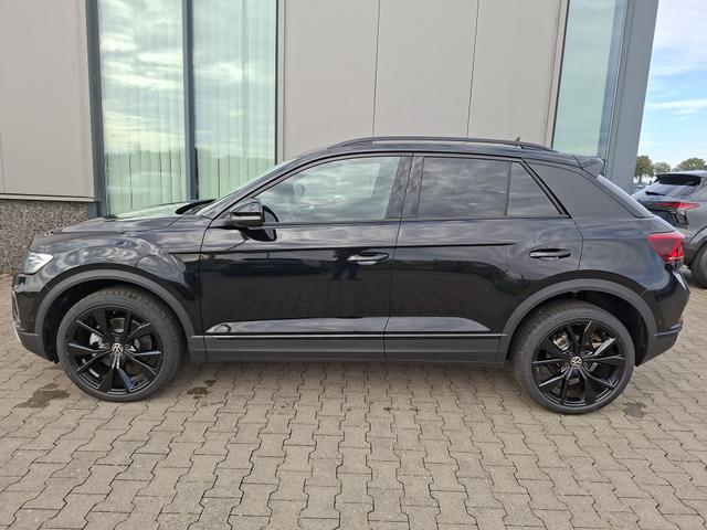 Volkswagen T-Roc - Style Modell 2025, 1.5 TSI 150PS DSG, Schwarz-Met, Elektr. Heckklappe, ACC, Virtual Cockpit, Climatronic, ParkAssist, Parksensoren v/h, R&uuml;ckfahrkamera, Sitzheizung, Privacy-Glas, M-Lederlenkrad beheizt, 19" ALU "Misano" schwarz, IQ LIGHT MATRIX, Keyless