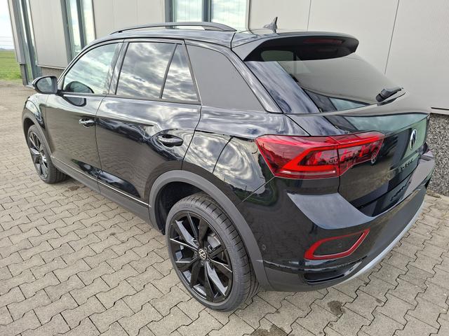 Volkswagen T-Roc Style Modell 2025, 1.5 TSI 150PS DSG, Schwarz-Met, Elektr. Heckklappe, ACC, Virtual Cockpit, Climatronic, ParkAssist, Parksensoren v/h, R&uuml;ckfahrkamera, Sitzheizung, Privacy-Glas, M-Lederlenkrad beheizt, 19" ALU "Misano" schwarz, IQ LIGHT MATRIX, Keyless 