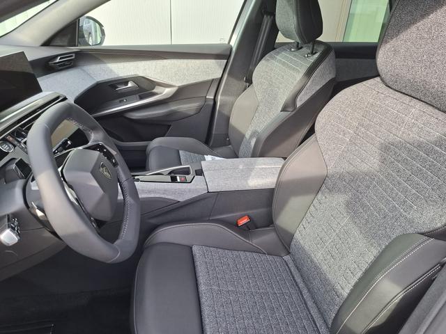 Peugeot 3008 Allure Hybrid 145PS e-DCS6 (Automatik), Wei&szlig;-Metallic, ANH&Auml;NGERKUPPLUNG, Panorama-Navigations-Paket, Grip-Control-Paket, 19" ALU, Beh. Frontscheibe, Trennnetz, Adaptiver Tempomat, Toter-Winkel, 360&deg;Kamera, Parksensoren vorn/hinten, Lenkradheizung, Alarmanlage 