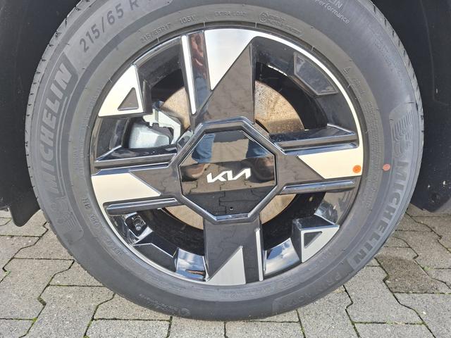 Kia Sportage Silver 1.6 T-GDI 150PS AUTOMATIK, Penta-Metal Grau METALLIC, 2-Zonen-Klimaautomatik, Navigation 12,3", Parksensoren vorn/hinten, R&uuml;ckfahrkamera, 17" Alufelgen, Winterpaket/Sitzheizung vorne, Beheiztes Lederlenkrad, ACC Tempomat, Alarm, Dachreling Chrom 