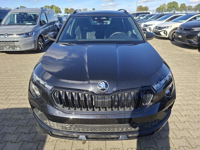 Skoda Kamiq Monte Carlo 1.5 TSI 150PS DSG, 5J GARANTIE, 18"ALU, METALLIC, ELE. HECKKLAPPE, ANH&Auml;NGERKUPPLUNG, BEH. FRONTSCHEIBE, MATRIX-LED, PANORAMADACH, Sitzheizung, Lenkradhzg, Ladeboden, ACC, SIDE Assist, Virtual Cockpit 10", Parksensoren, Kamera, KESSY, Privacy, Climatronic 