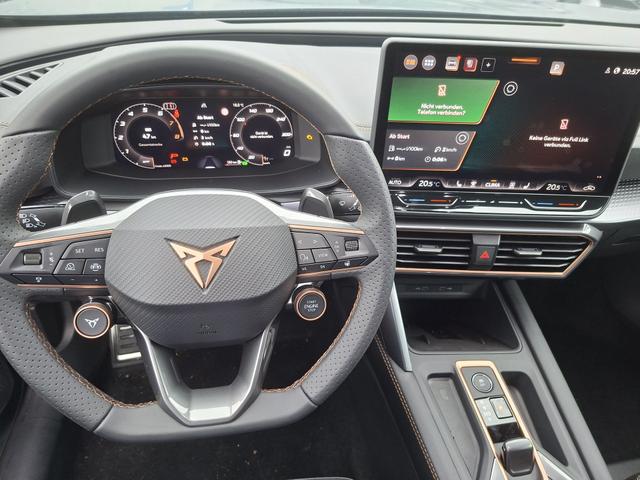 Cupra Formentor Basis 1.5 eTSI 150PS DSG (AUTOMATIK), 18" Alu, Sitzheizung, M-Lederlenkrad beheizt, 3-Zonen-Climatronic, Parksensoren vorne/hinten, Adaptiver Tempomat, Digitales Cockpit 10", Radio 12,9" + Full-Link (Navi-Funktion &uuml;ber Smartphone), FULL-LED-Scheinwerfer 