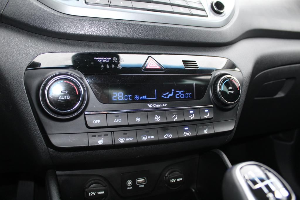 Hyundai Tucson 1.6 GDI 132PS NAVI2xPDCDAB Radio