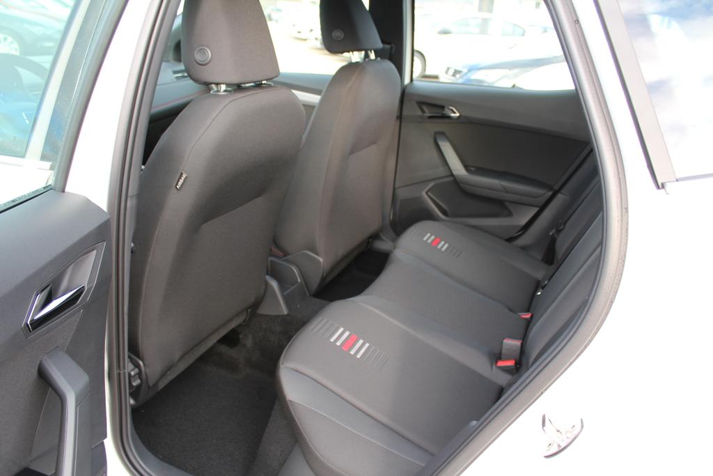 Seat Arona FR 1 5 TSI 150 PS 5JahreGarantie FullLink SHZ