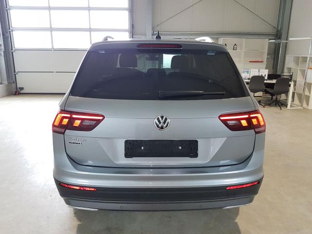 Volkswagen / Tiguan Allspace / Silber /  /  / 