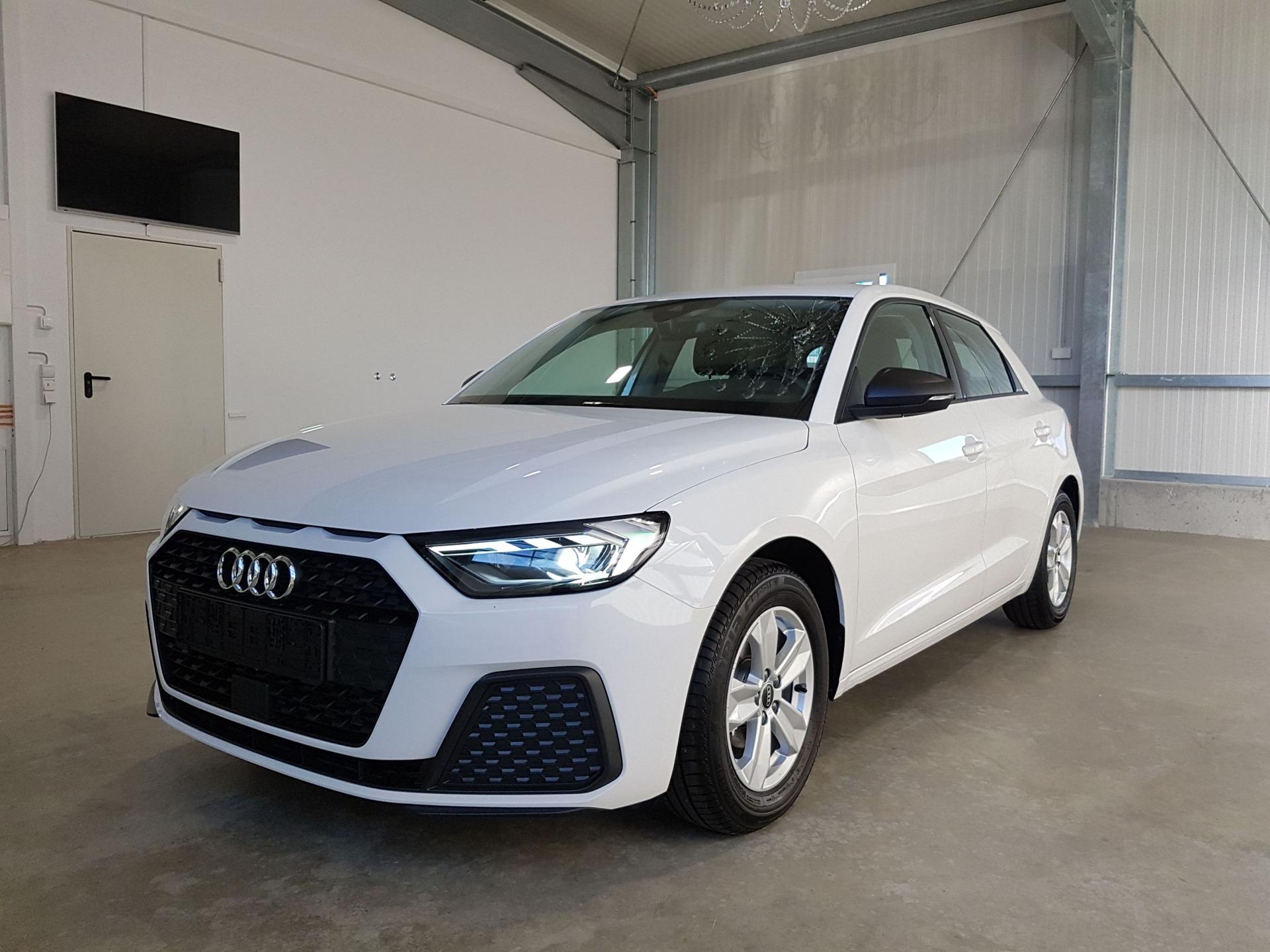 Audi / A1 Sportback / Weiß /  /  / 