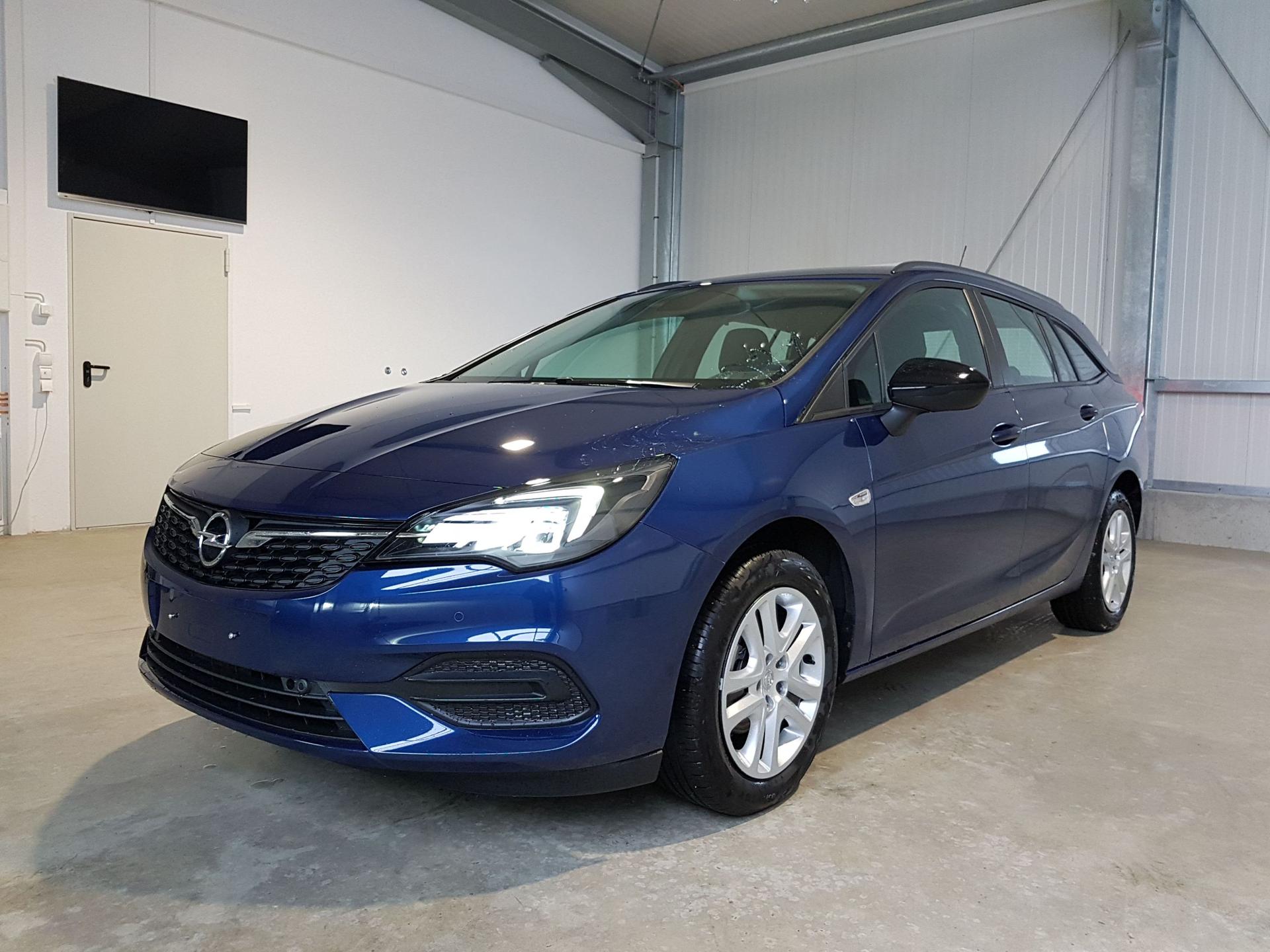 Opel Astra Kombi in Blau gebraucht in Essenbach für € 5.000