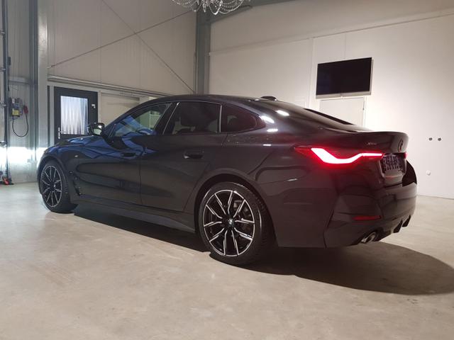 BMW / 4er Gran Coupé / Schwarz / / / , Beispielbilder, ggf. teilweise mit Sonderausstattung