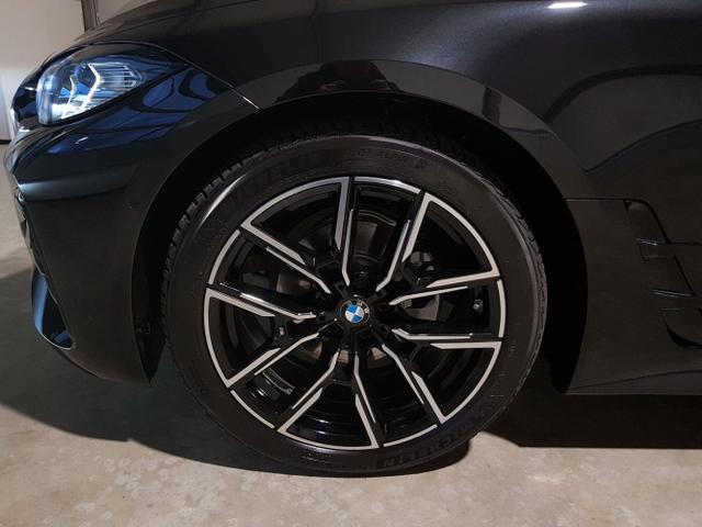 BMW / 4er Gran Coupé / Schwarz / / / , Beispielbilder, ggf. teilweise mit Sonderausstattung