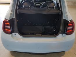Fiat 500e Passion 95 PS-AndroidAuto-AppleCarPlay-Verkehrszeichenerkennung-PDC-Tempomat-Sofort 
