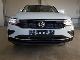 Volkswagen Tiguan - Life 1.5 TSI 150 PS-5JahreGarantie-AndroidAuto-AppleCarPlay-ACC-SHZ-LED-eCall-PDC-17"Alu-Sofort