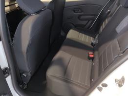Dacia / Sandero / Weiß /  /  / 