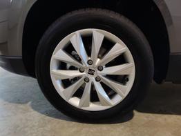 Seat Ateca Style 1.5 TSI DSG 150 PS-AndroidAutoAppleCarPlay-AHK-ACC-Winterpaket-Voll-LED-Parkassist-Rückfahrkamera-2xPDC-17"Alu-Sofort 