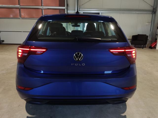 Volkswagen / POLO / Blau / / / 