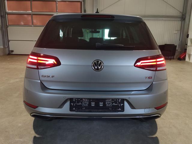 Volkswagen / Golf / Silber / / / , Beispielbilder, ggf. teilweise mit Sonderausstattung