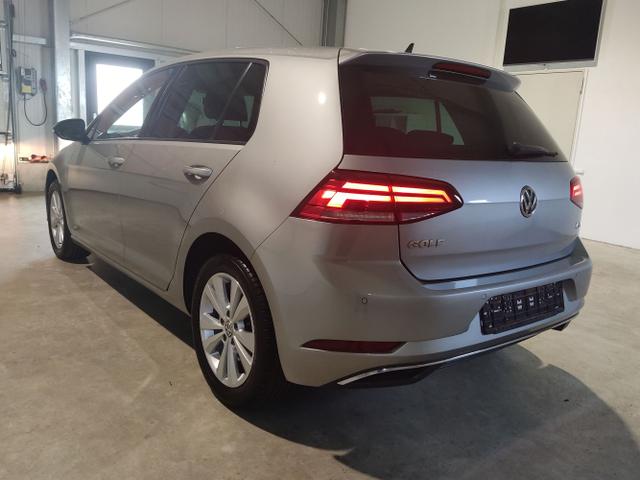 Volkswagen / Golf / Silber / / / , Beispielbilder, ggf. teilweise mit Sonderausstattung