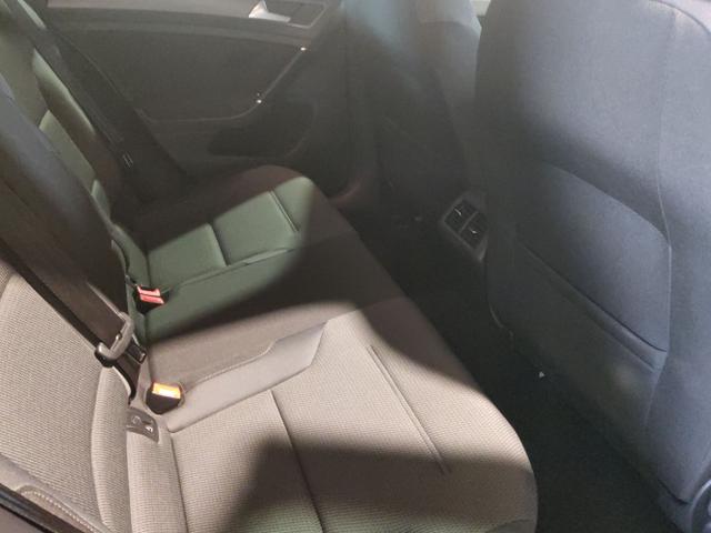 Volkswagen / Golf / Silber / / / , Beispielbilder, ggf. teilweise mit Sonderausstattung
