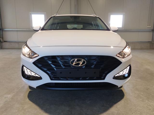 Hyundai i30 Kombi - Plus Edition 1,5 DPI 110 PS Tempomat-Fernlichtassistent-Spurhalteassist-Bluetooth-RDKS-sofort