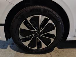 Kia Ceed Sportswagon TOP 1.5 T-GDI 140 PS DCT Navi-AppleCarPlay-AndroidAuto-Tempomat-Rückfahrkamera-Klimaautomatik-16''Alu 