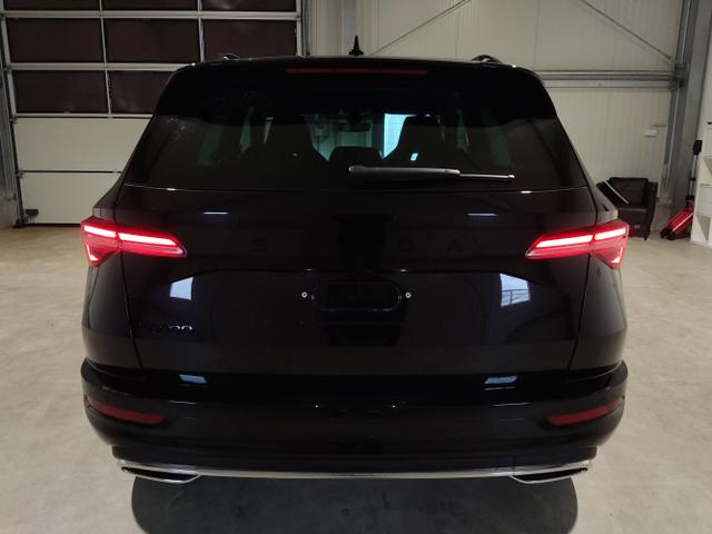 Skoda / Karoq / Schwarz / / / , Beispielbilder