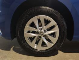 Skoda Fabia Sondermodell 130 Jahre 1.0 MPI 80 PS Virtuell Cockpit-Apple CarPlay/AndroidAuto-LED-Klima-Rückfahrkamera-Sitzheizung-LM 15"-Sofort 