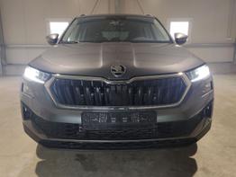 Skoda Karoq Selection 1.5 TSI 150 PS DSG 4 Jahre Garantie-Anhängerkupplung-Keyless-AppleCarPlay-AndroidAuto-2x PDC-Rückfahrkamera-Sunset-Tempomat-2-Zonen-Klima-16''Alu 
