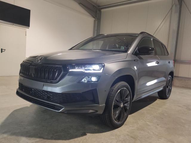 Skoda Karoq - Sportline 1,5 TSI 150 PS DSG Navi-Anhängerkupplung-LED-Matrix-AppleCarPlay-Android-Auto-ACC-Kessy-2-Zonen-Klimaautomatik-18''Alu-Sofort