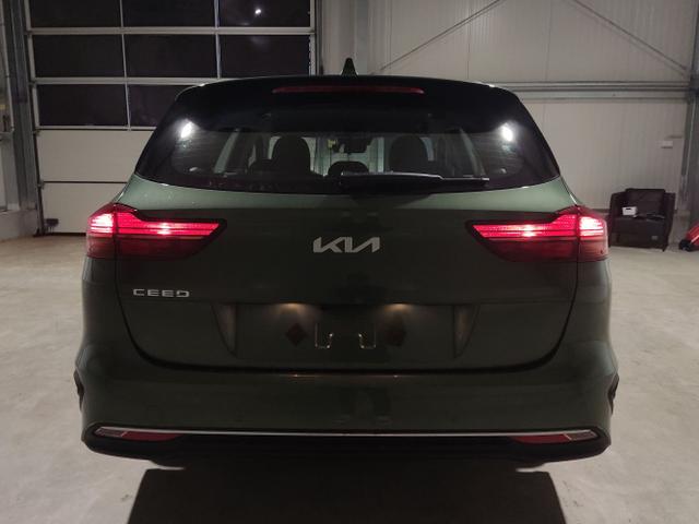 Kia / Ceed Sportswagon / Grün / / / , Beispielbilder