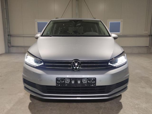 Volkswagen Touran - Comfortline 1.5 TSI 150 PS DSG 7-Sitzer-Navi-LED-Kessy-Rückfahrkamera-el.Heckklappe-ACC-3-Zonen Klimaautomatik-Chrompaket-17''Alu