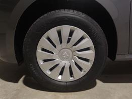 Skoda Kamiq Selection 1.5 TSI 150 PS DSG 4-Jahre-Garantie-Anh&auml;ngerkupplung-2-Zonen-Climatronic-Tempomat-LED-AppleCarPlay-AndroidAuto-PDC 