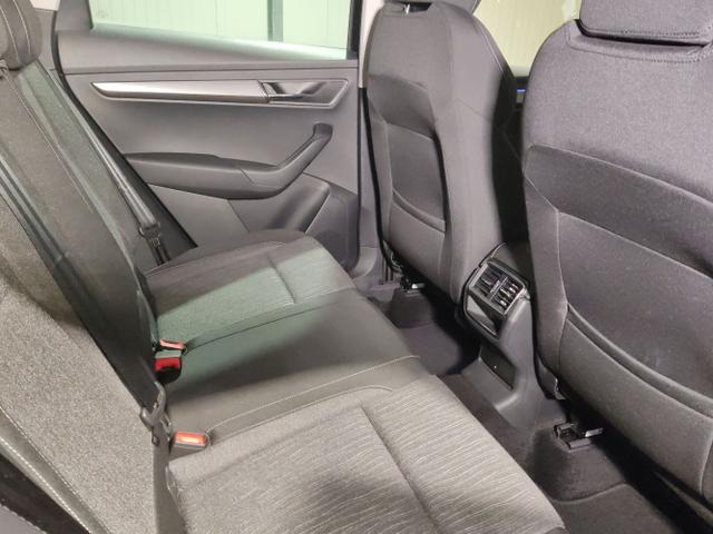 Skoda / Karoq / Schwarz / / / , Beispielbilder, ggf. teilweise mit Sonderausstattung