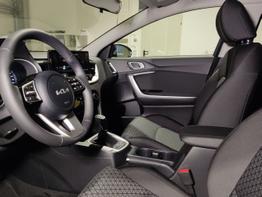 Kia Ceed Spin 1.0 T-GDI 100 PS Navi-Rückfahrkamera-Tempomat-Winterpaket-Spurhalteassistent-Klima-AppConnect-16''Alu 