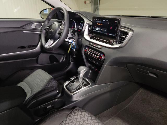 Kia / Ceed Sportswagon / Rot / / / , Beispielbilder