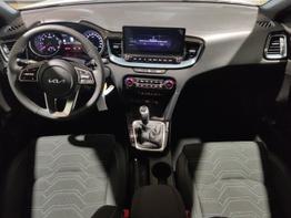 Kia Ceed Sportswagon Edition 30 Jahre 1.5 T-GDI 140 PS Navi-Teilleder-Tempomat-DAB-Klimaautomatik-LED-AppleCarPlay-AndroidAuto-Winterpaket-Rückfahrkamera-Glanzpaket-Bluetooth-17''Alu-sofort 