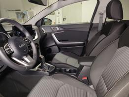 Kia Ceed Sportswagon TOP 1.5 T-GDI 160 PS Navi-AppleCarPlay-AndroidAuto-Tempomat-Rückfahrkamera-Klimaautomatik-17''Alu 