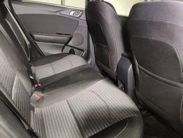 Kia Ceed Sportswagon TOP 1.5 T-GDI 160 PS Navi-AppleCarPlay-AndroidAuto-Tempomat-Rückfahrkamera-Klimaautomatik-17''Alu 