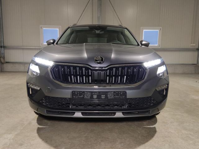 Skoda Kamiq - 130 Jahre Premium Edition 1.5 TSI 150 PS DSG Anhängerkupplung-AppleCarPlay-AndroidAuto-Winterpaket-Alcantara-DAB-Tempomat-Totwinkelassist-Kamera-SunSet-el.Heckklappe-17''Alu