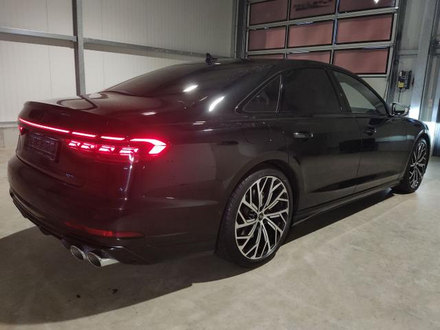 Audi / S8 / Schwarz / / / , Beispielbilder, ggf. teilweise mit Sonderausstattung
