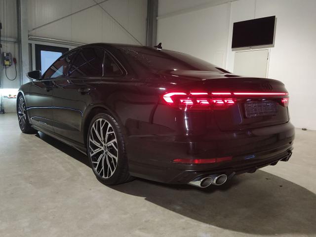 Audi / S8 / Schwarz / / / , Beispielbilder, ggf. teilweise mit Sonderausstattung