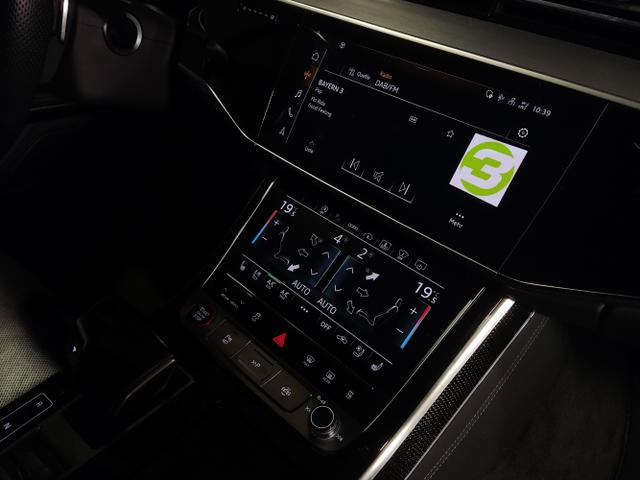 Audi / S8 / Schwarz / / / , Beispielbilder, ggf. teilweise mit Sonderausstattung