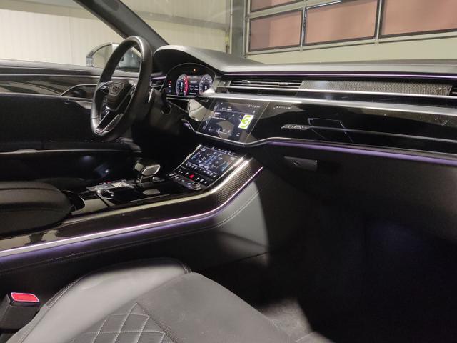 Audi / S8 / Schwarz / / / , Beispielbilder, ggf. teilweise mit Sonderausstattung